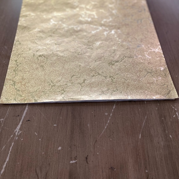 Vintage HALLMARK Gold Metallic Sheet (1) of Gift Wrap - Picture 8 of 11